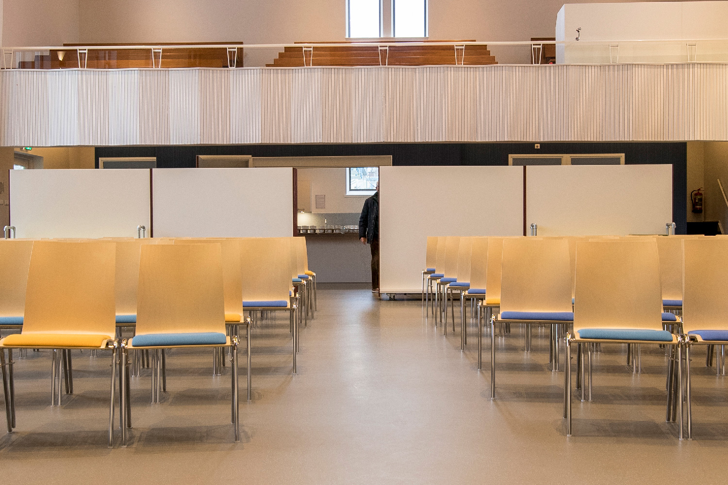 ontdek hier het Nebokerk project door Sharp Gietvloeren