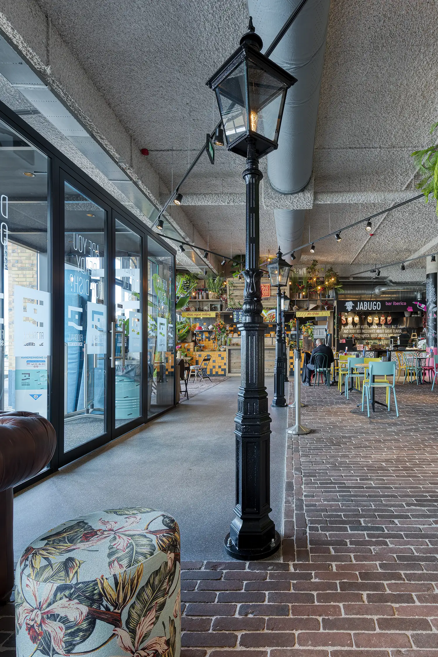 Ontdek het Foodhallen project door Sharp Gietvloeren - horecavloeren