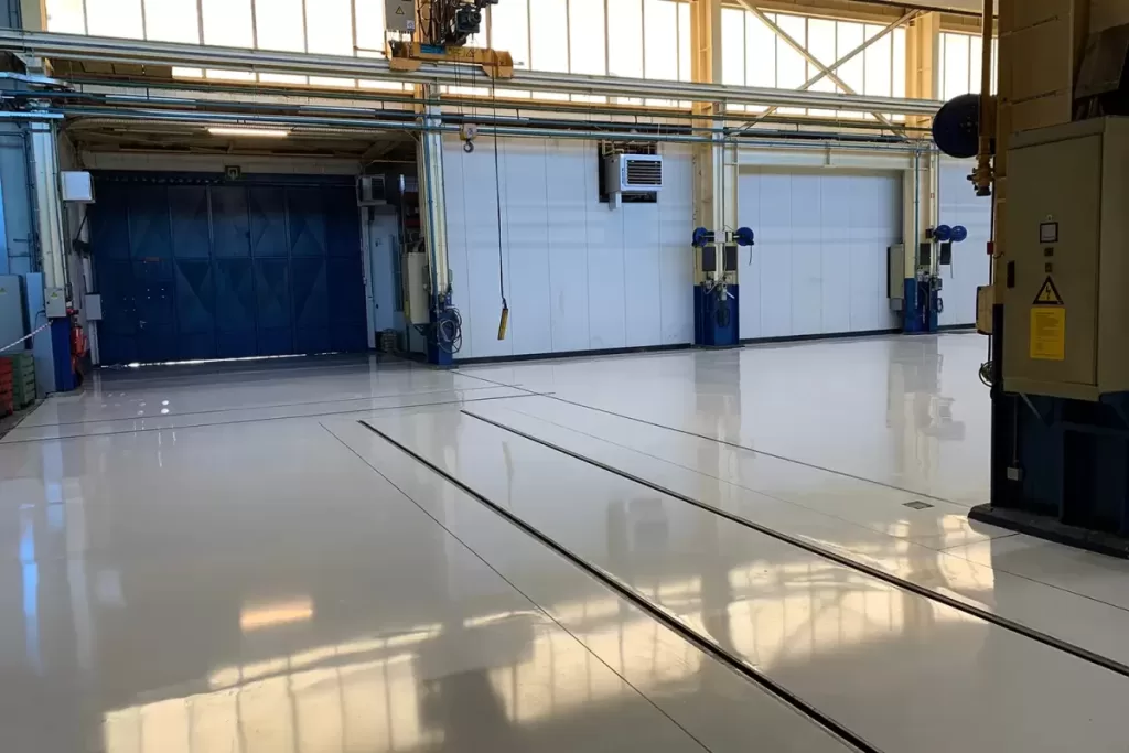 Epoxy gietvloeren - Nedschroef project door Sharp Gietvloeren