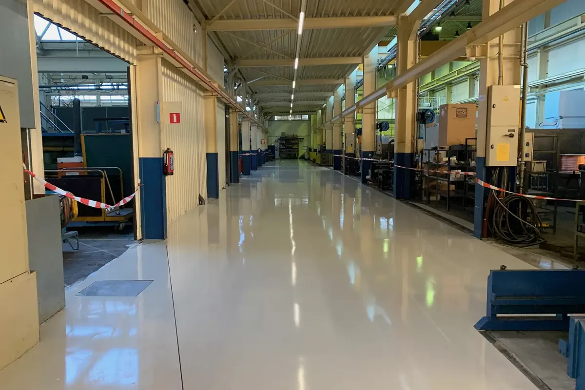 Ontdek hier het Nedschroef project door Sharp Gietvloeren