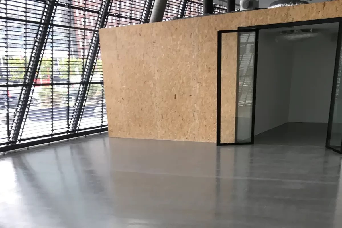 Het The Curve Amsterdam project van Sharp Gietvloeren