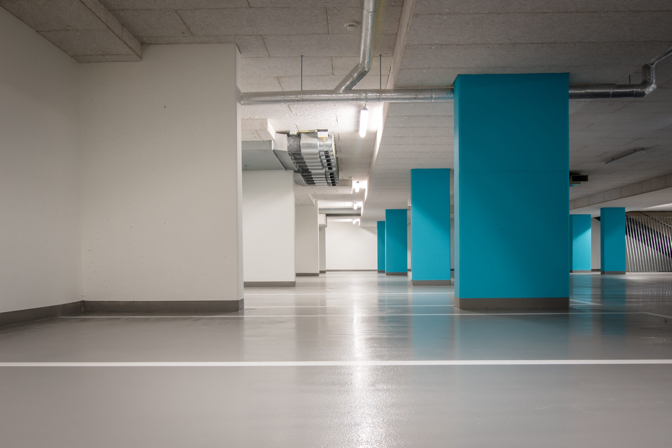Op zoek naar Garagevloeren? Ontdek Sharp Gietvloeren